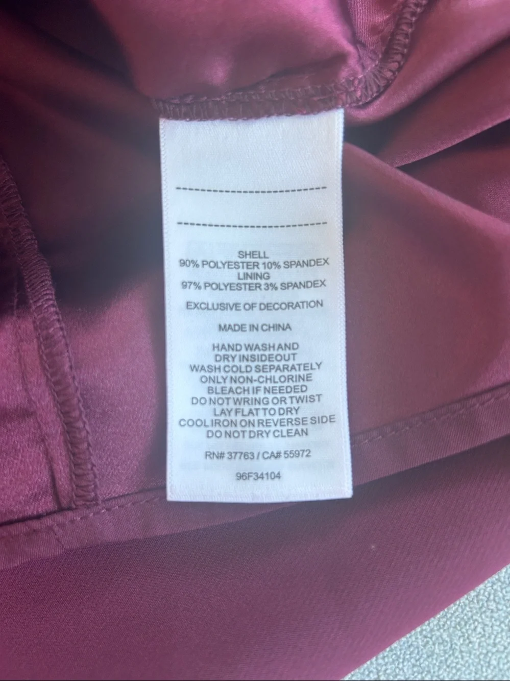 Laundry by Shelli Segal Beaded V-Neck Shift Dress Burgundy Size 2